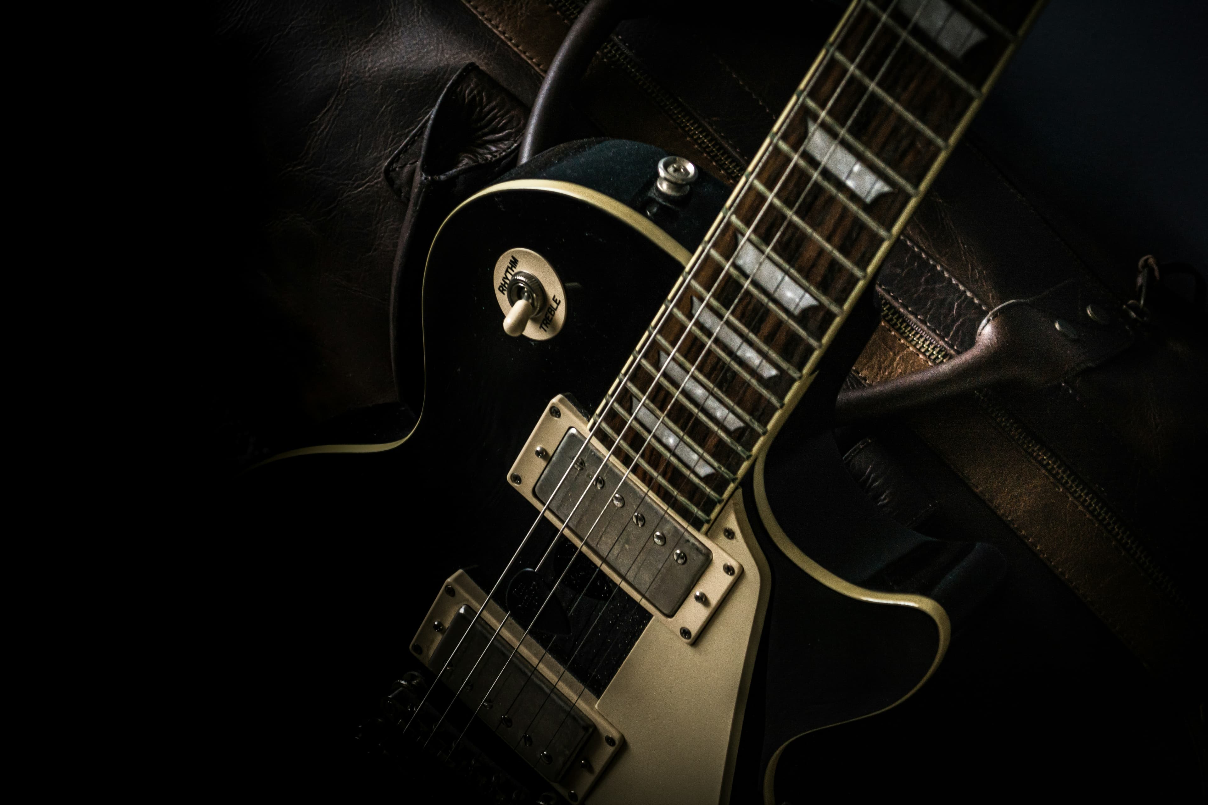Electric Guitar - Les Paul Style